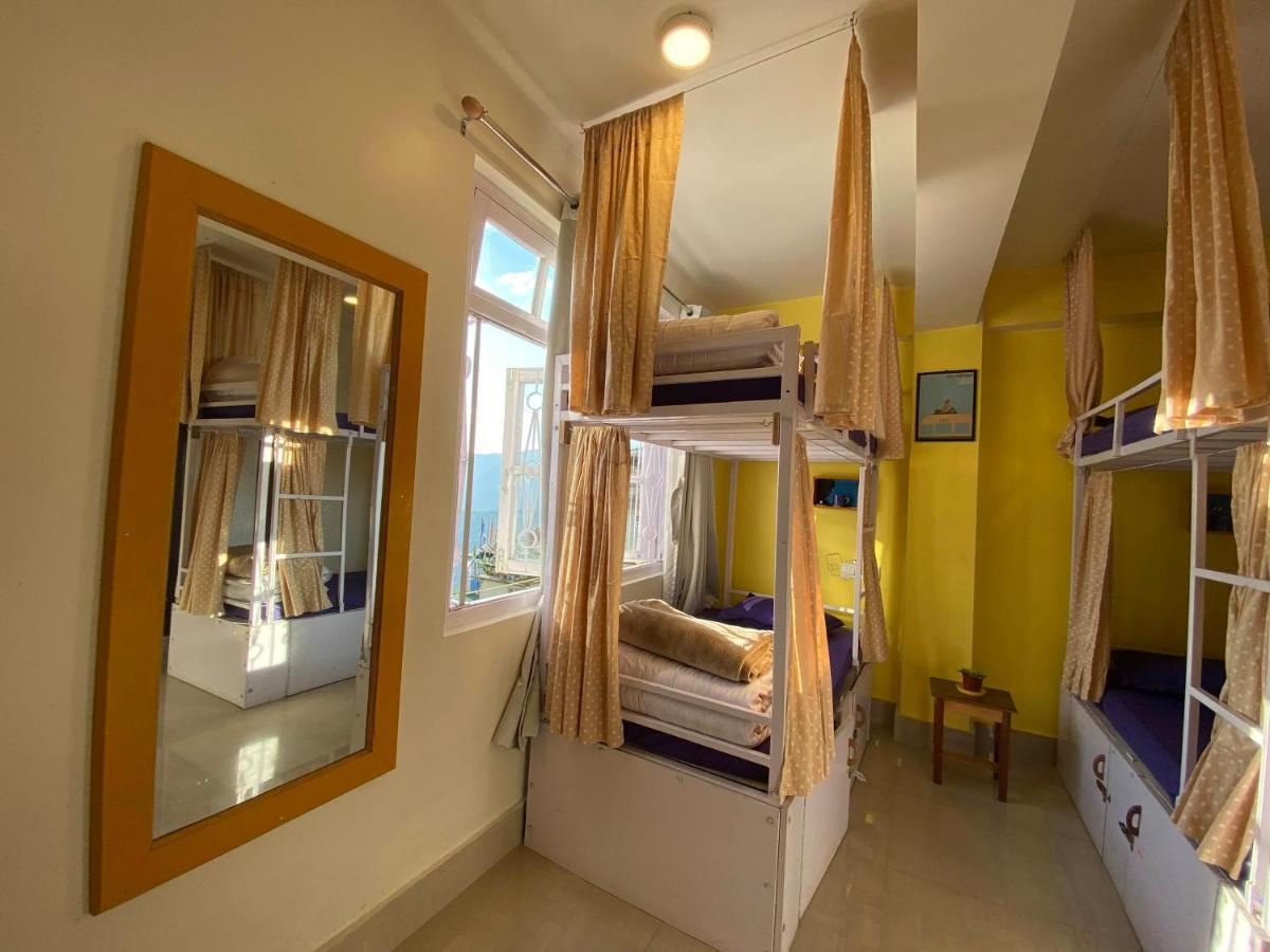 Albergue Tag Along Backpackers Gangtok Exterior foto