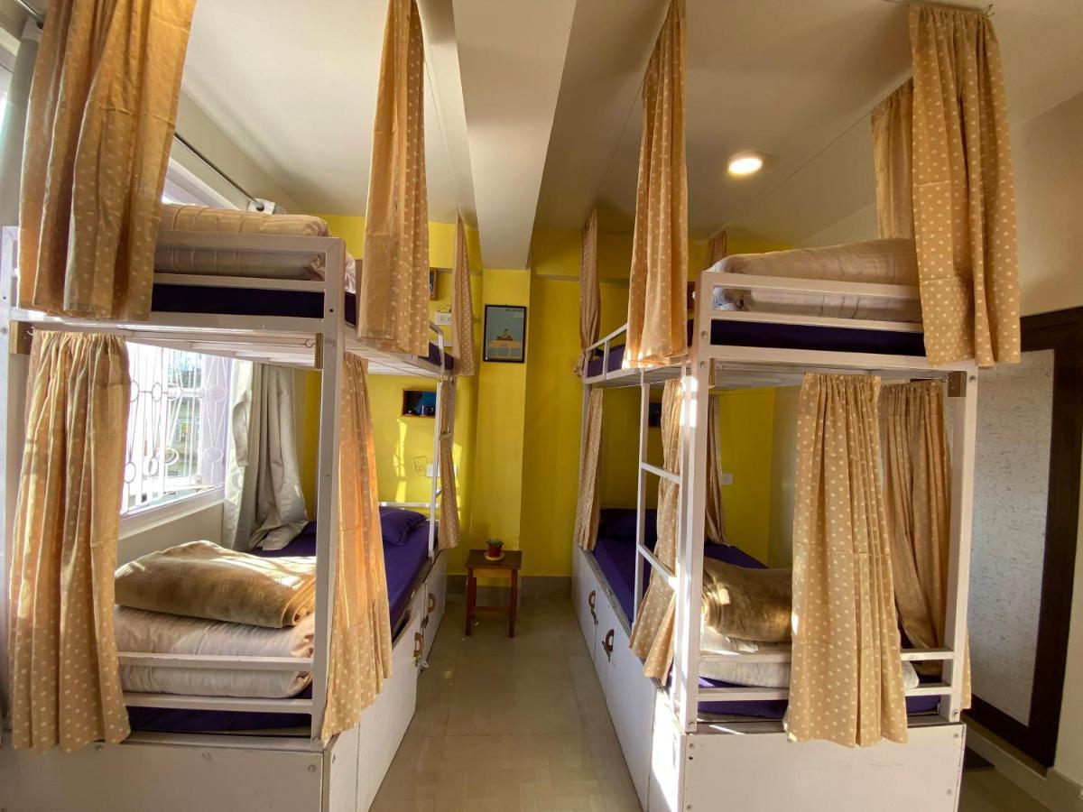Albergue Tag Along Backpackers Gangtok Exterior foto